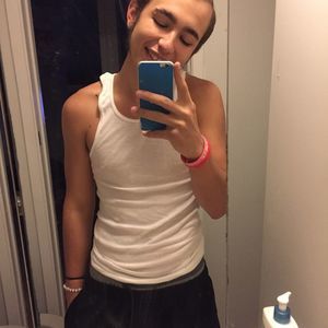 Meet your Posher, Trace